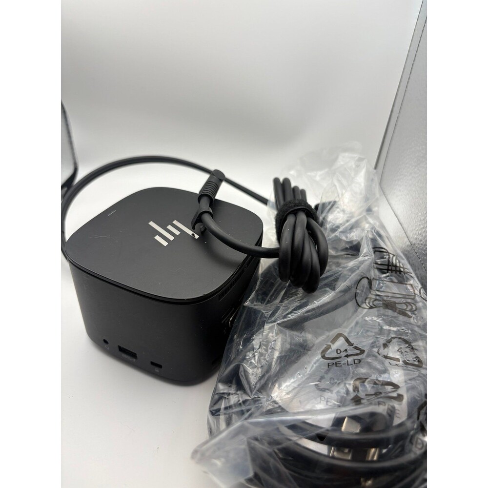 Thunderbolt Dock 280W G4 with Power Supply & Combo Cable